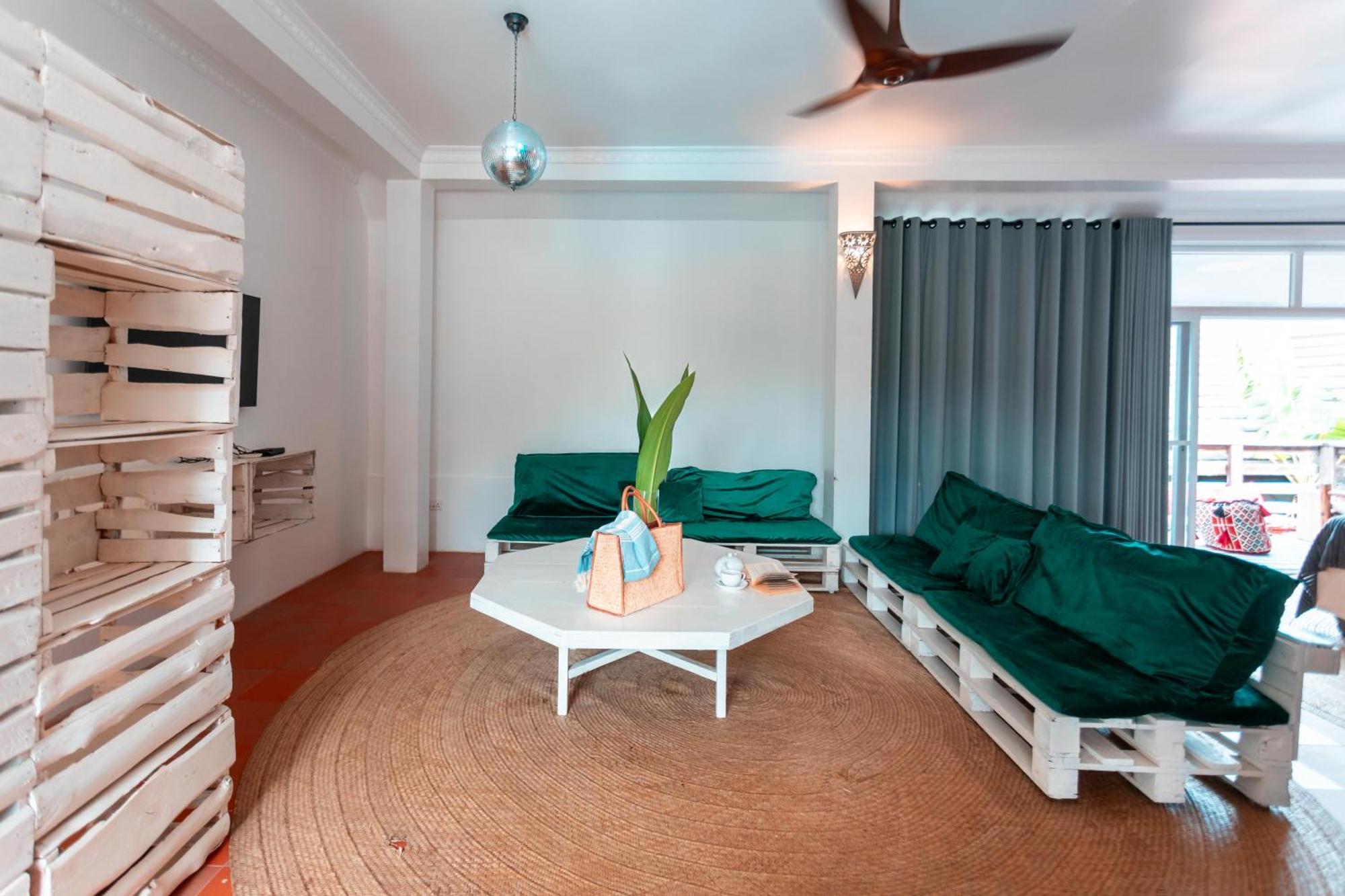 B4 Boutique Hotel Paje Exterior foto